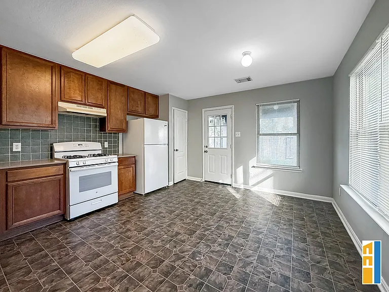 29566 N Legends Bend Dr — Photo 9