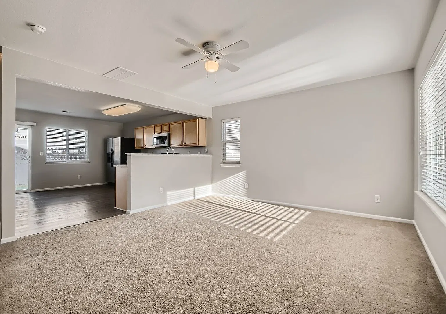 4 Weeks Free Rent & Free 55" Tv If Moved In By 10/31!! Modern 3bd/2ba Home In Green Valley Ranch! — Photo 2
