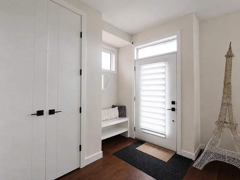 4423 Bowness Rd NW #2 — Photo 6