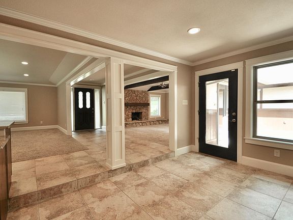 5th image of 2853 Brookshire Dr
