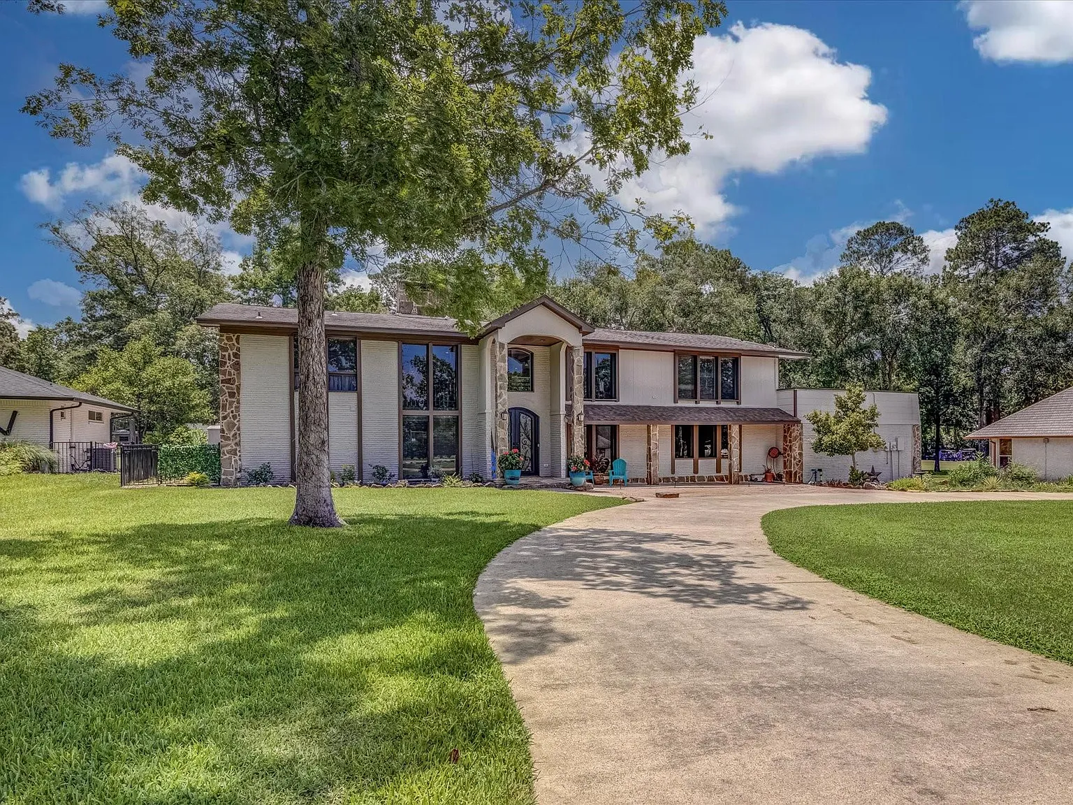 5 bed, 6.0 bath, 3948 sqft, $5,000 — Photo 3
