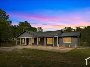 207 Jemison St, Talladega, AL 35160