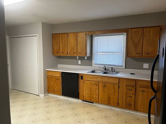 2nd image of 5702 Hillside Ave