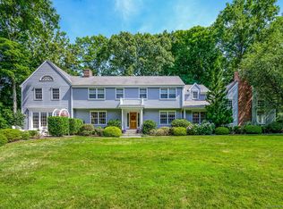 19 Georgian Lane, Darien, CT 06820