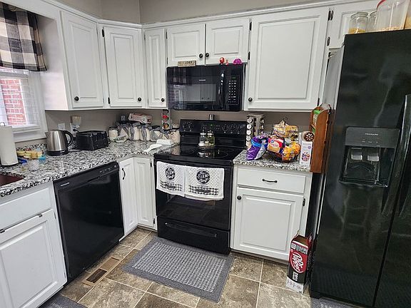 3rd image of 2662 Lee Road 240