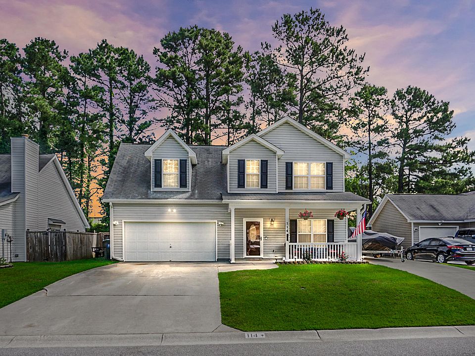 1st image of 114 Caryota Ln