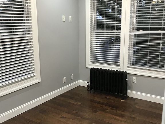 2nd image of 15401 9th Ave APT 1L