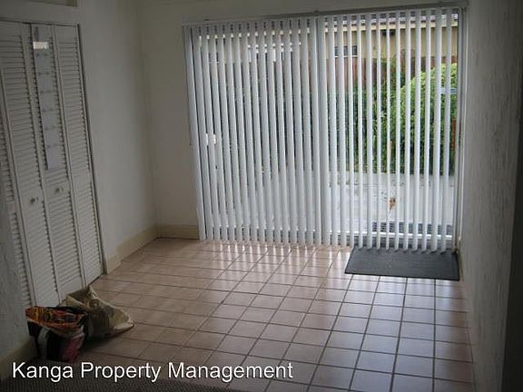 4th image of 2173 NE 51st Ct #B