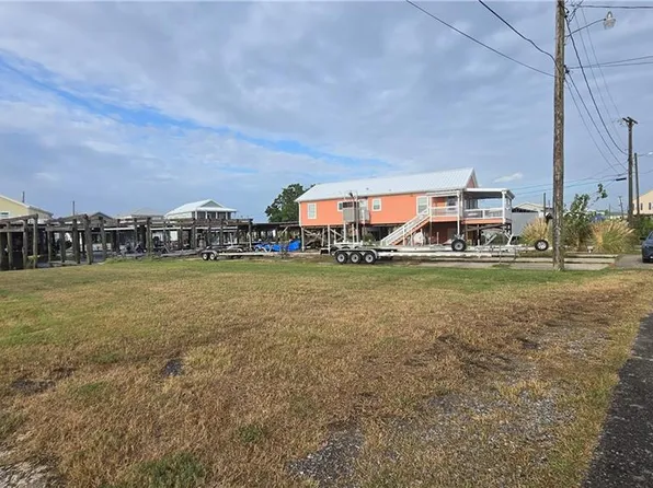 6 Canary Island Ky, Saint Bernard, LA 70085