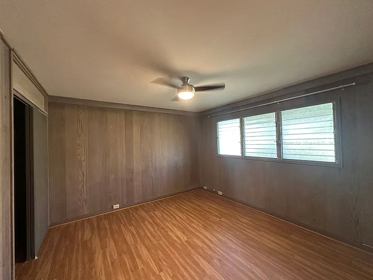 929 Maniniholo St — Photo 16