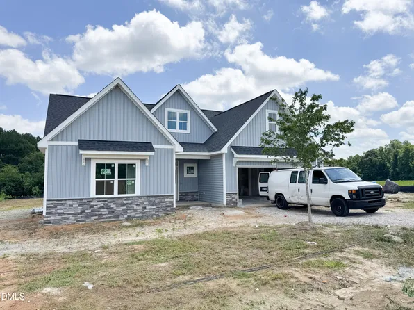 35 Torrent Ln, Zebulon, NC 27597