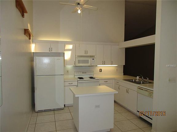 2nd image of 4222 Chesterfield Cir