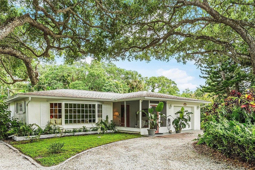 516 Holly Rd, Vero Beach, FL 32963 Zillow