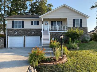 1439 Mandolin Ave, Grottoes, VA 24441