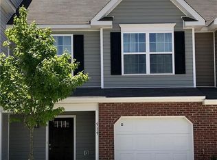 519 Song Sparrow Ln, Greensboro, NC 27409