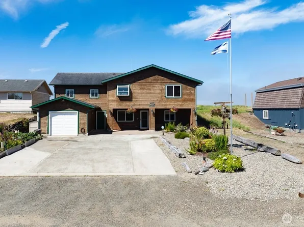 30715 G Street, Ocean Park, WA 98640