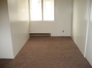 2726 W Jay Ave, Roseburg, OR 97471