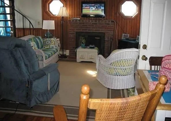 1 bed, 1.0 bath, 600 sqft, $1,650 — Photo 4
