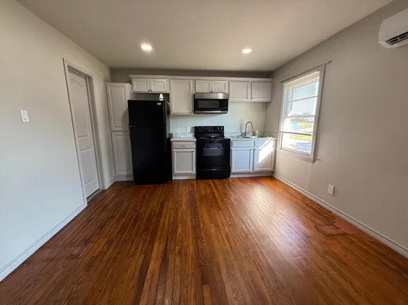 9741 Us Highway 69 N Unit J, Tyler, TX 75706