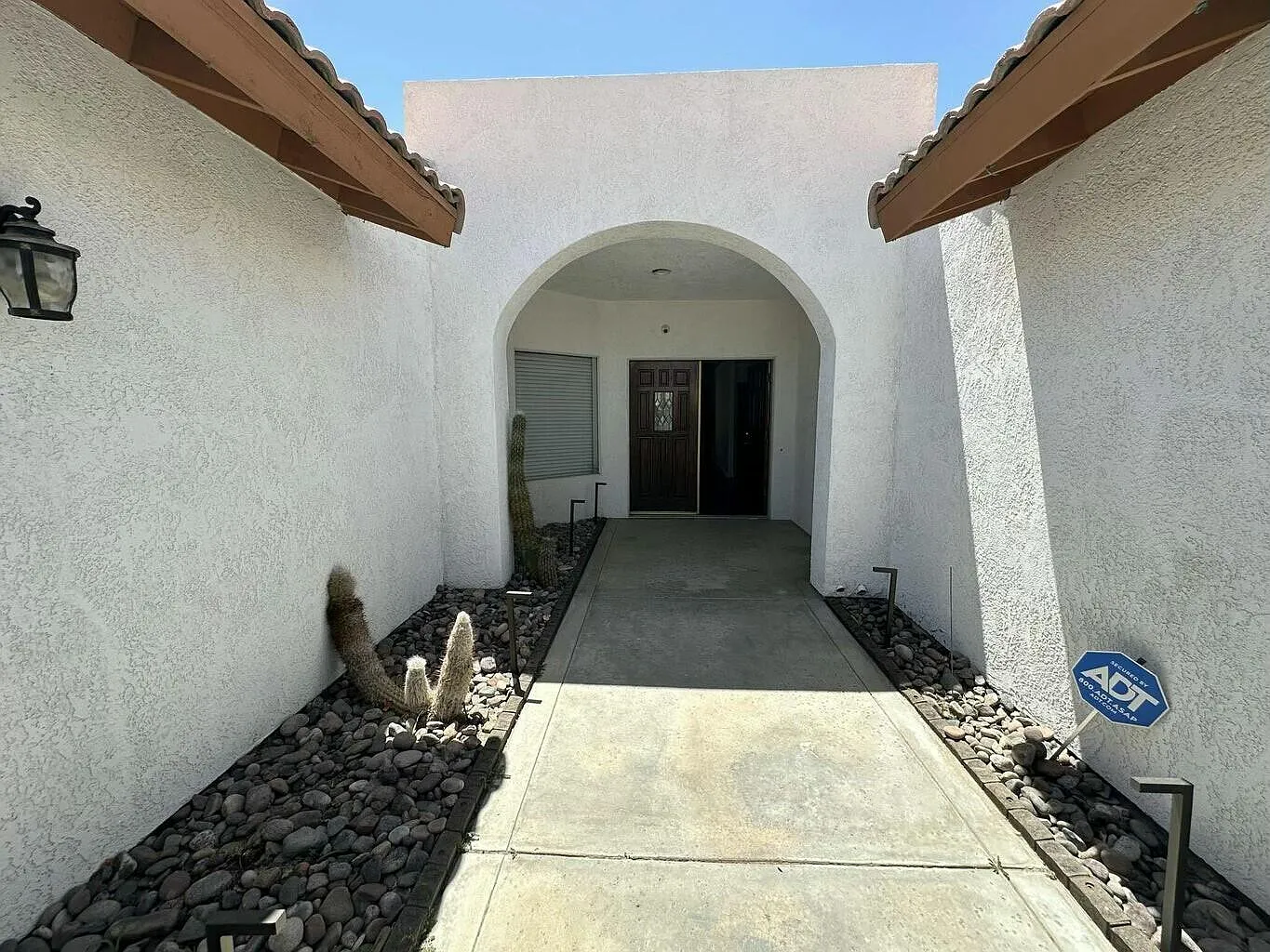 3 bed, 1905 sqft, $3,600 — Photo 3