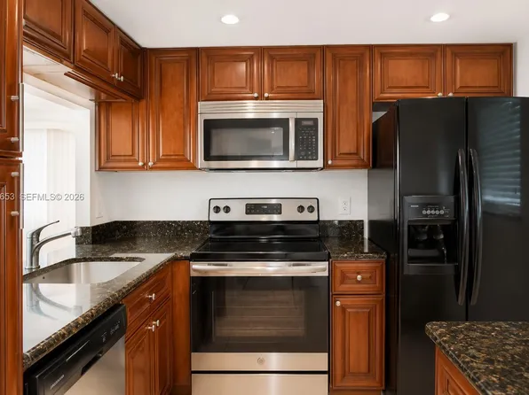 9230 Lagoon Pl APT 411, Fort Lauderdale, FL 33324