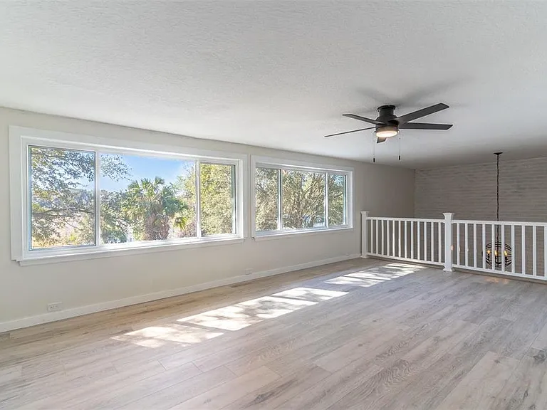 16880 SE 63rd Ln — Photo 40