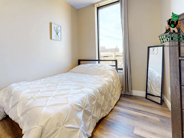 81 State - 2 Bed — Photo 7