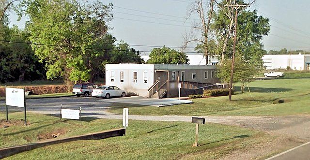 2nd image of 1635 Court St