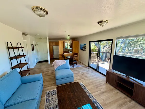 11609 McCarthy Rd, Carmel Valley, CA 93924