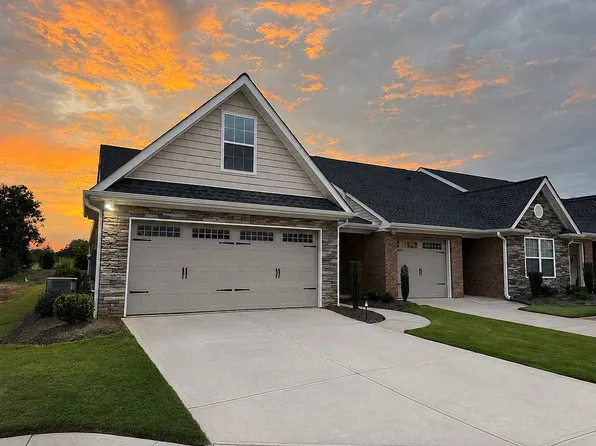 396 Amelia Springs Ln, Moore, SC 29369