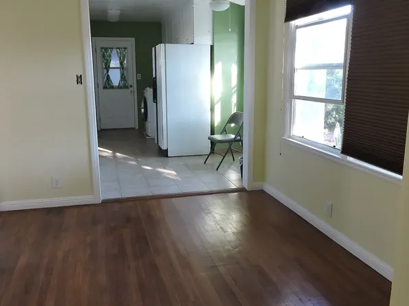 8900 Darby Ave, Northridge, CA 91325