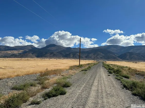 11680 Mammoth Pool Trl, Lovelock, NV 89419