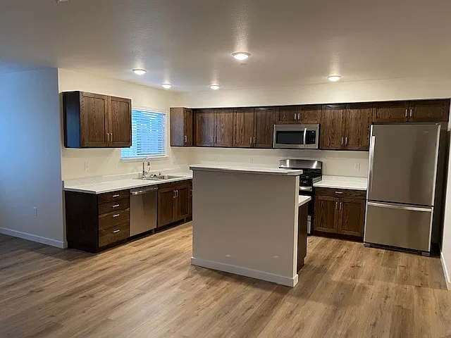 2 bed, 922 sqft, $1,625 — Photo 4