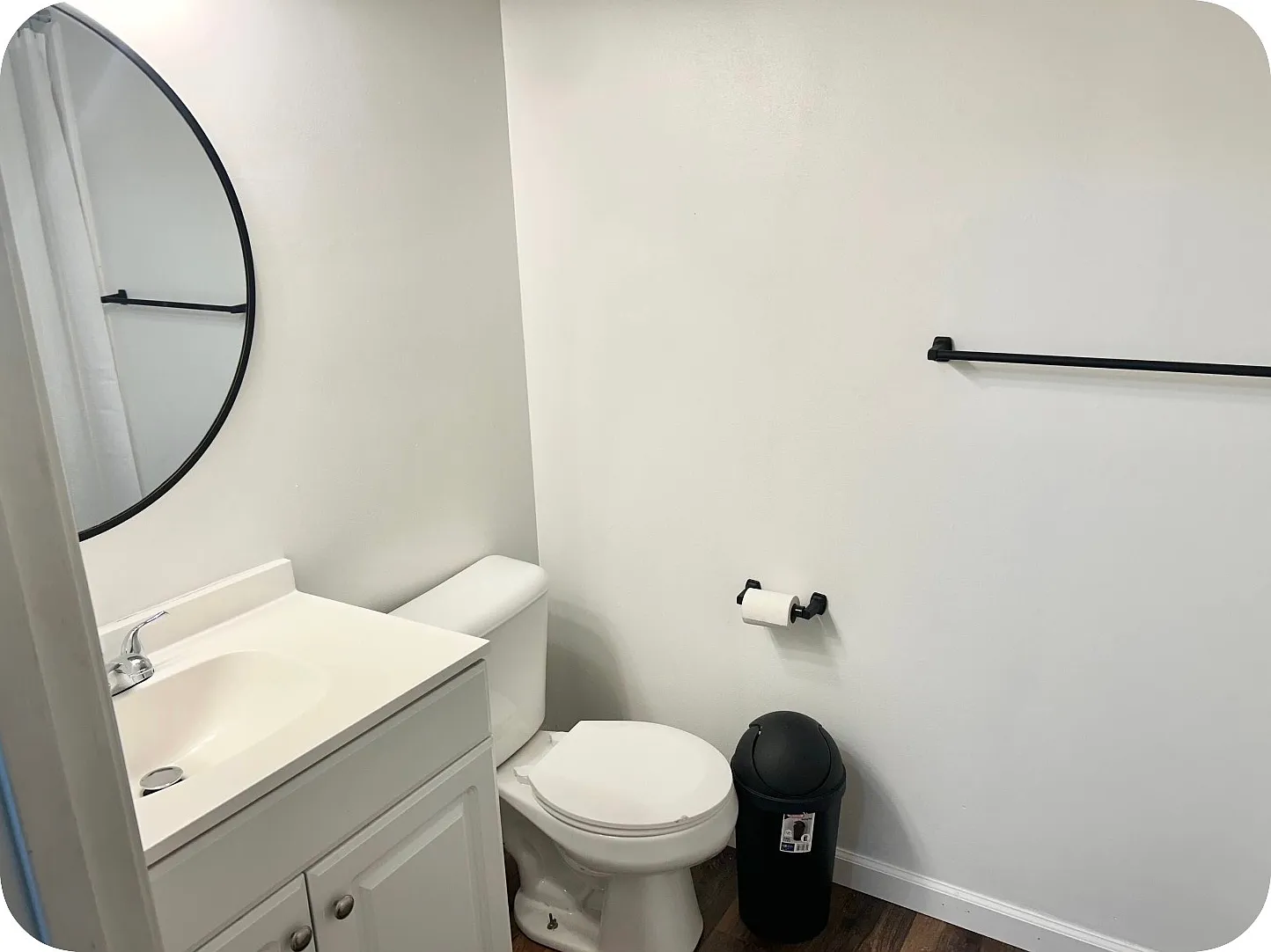 3 bed, 1300 sqft, $2,500 — Photo 3