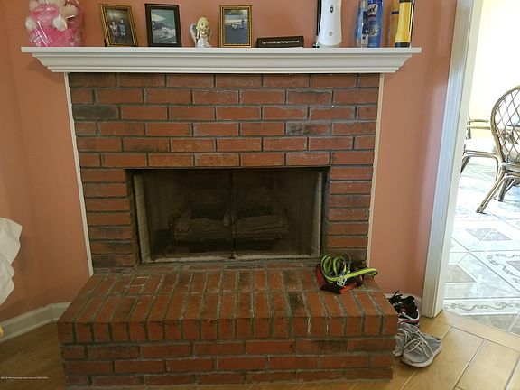 5th image of 7230 Dunbarton Dr