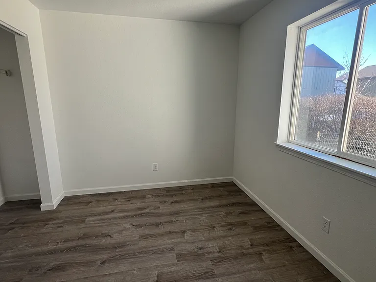 2211 N Airport Rd #4 — Photo 13