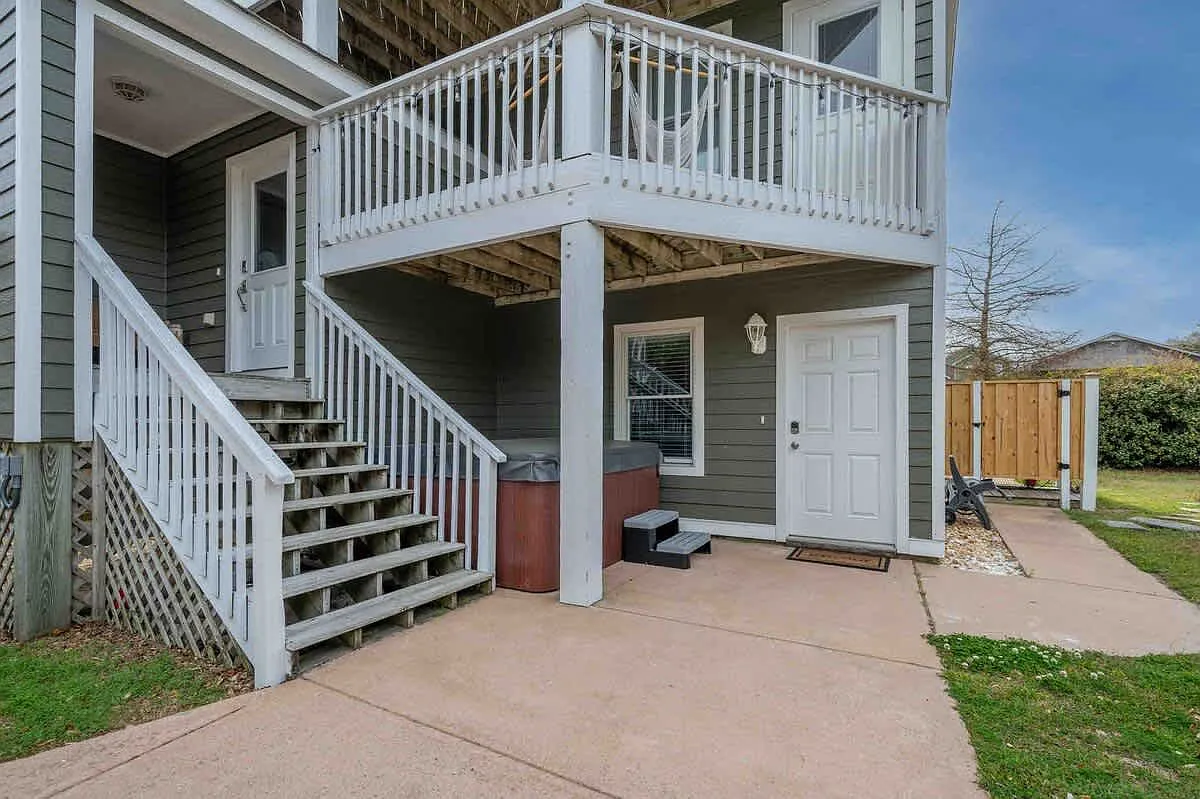 1 bed, 1000 sqft, $1,100 — Photo 3