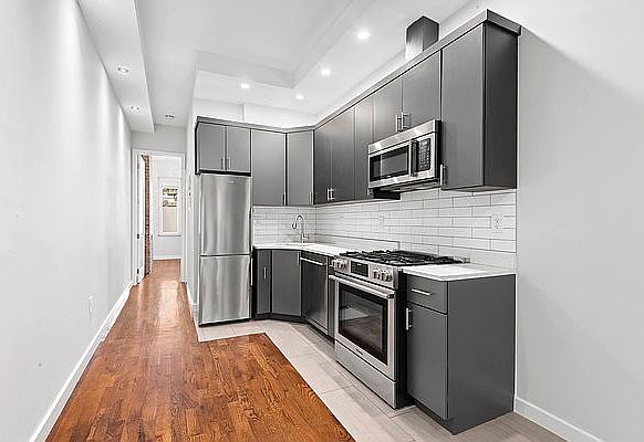 1st image of 296 Stanhope St #1B