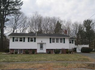11 Dover Cir, Hudson, MA 01749