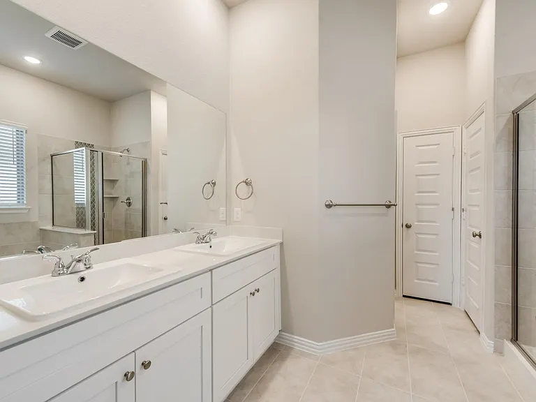 1127 Mesa St — Photo 13