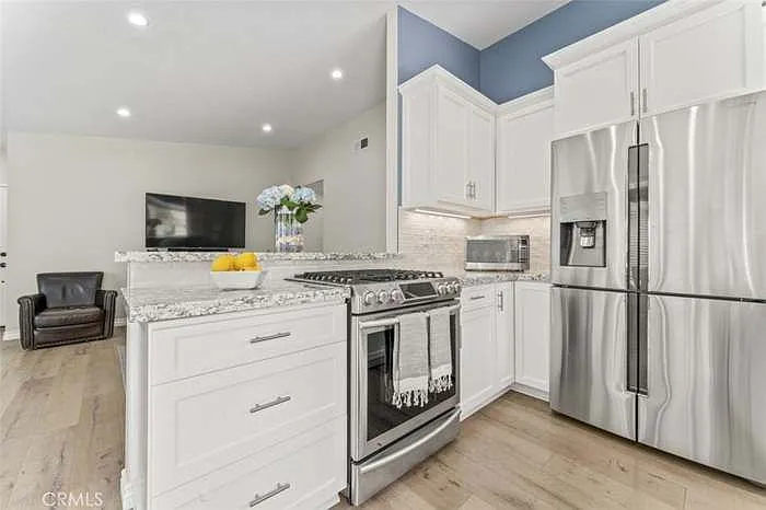 27844 Carnegie Ave — Photo 6