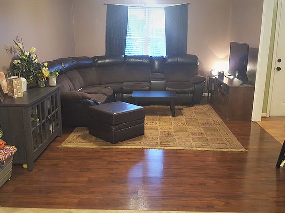 2nd image of 73 Robin Hood Dr