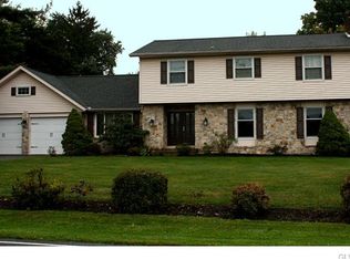 1305 W Macada Rd, Bethlehem, PA 18017