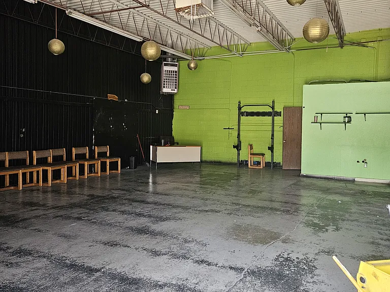 1734 W Hadley Ave #C — Photo 3