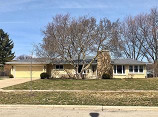 1713 Mayfield Ave, Joliet, IL 60435