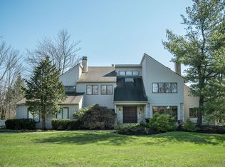1326 Tanglewood Dr, Lower Gwynedd, PA 19454
