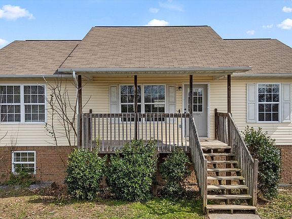 2nd image of 2422 Scenic Mountain Dr