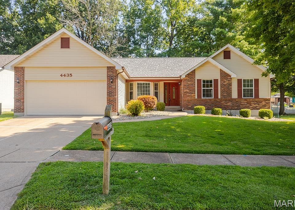 1st image of 4435 Berkshire Estates Dr