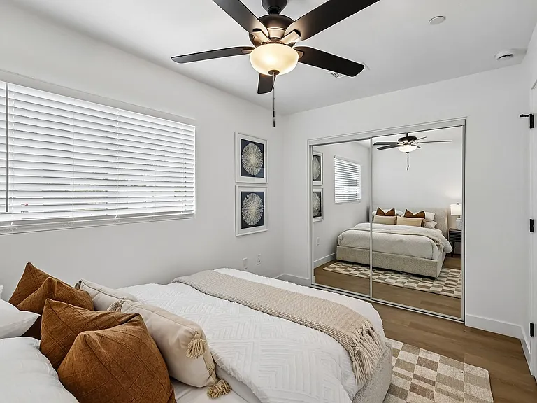 Salt + Sea - Luxury Coastal Apartments near Carlsbad Village — Photo 49