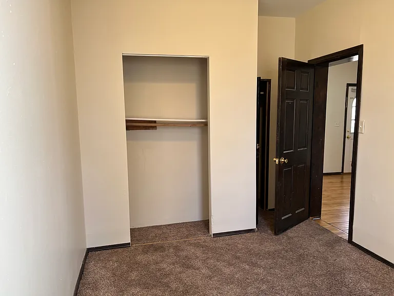 743 Eddy St — Photo 12
